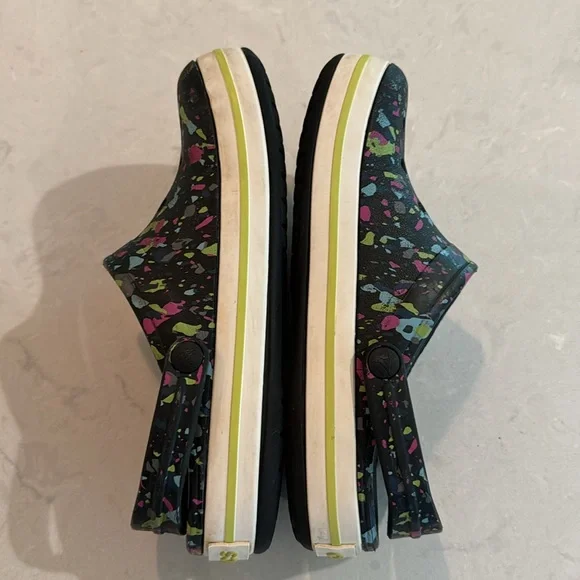 CROCS Terrazzo Classic Clog Size 7W/5M - Picture 5 of 7